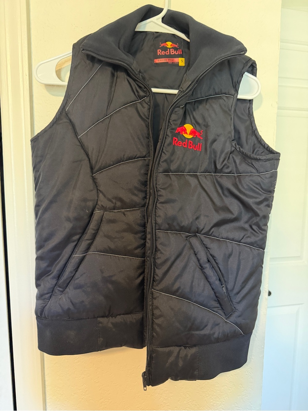 Red Bull Women's Black Puffer Vest